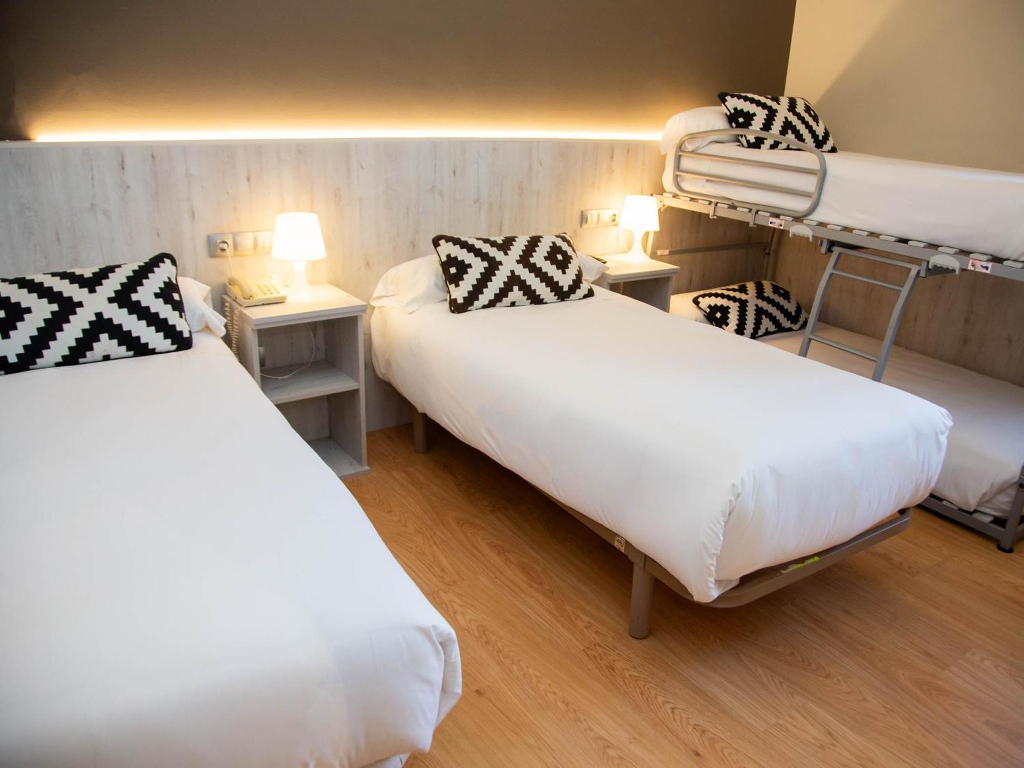 Hotel Restaurante Cadosa Soria Ngoại thất bức ảnh