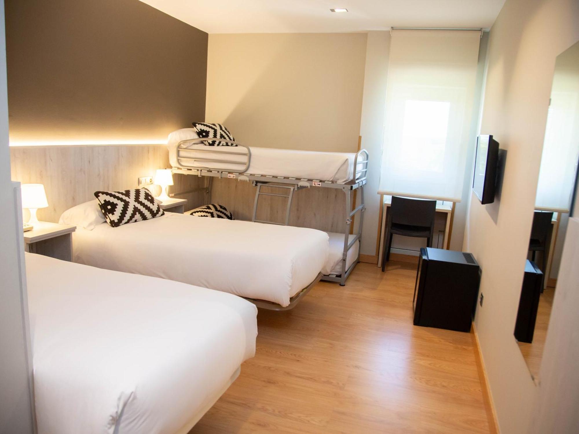 Hotel Restaurante Cadosa Soria Ngoại thất bức ảnh